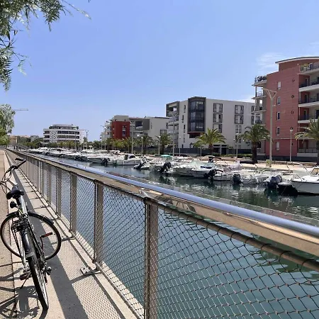 Apartment 2 Pieces A Frejus, Proche Commerces, Thalasso, Animaux Admis - Fr-1-226a-120